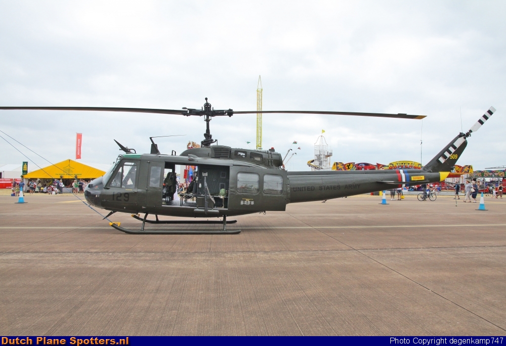 G-UHIH Bell UH-1H Iroquois Private by Herman Degenkamp