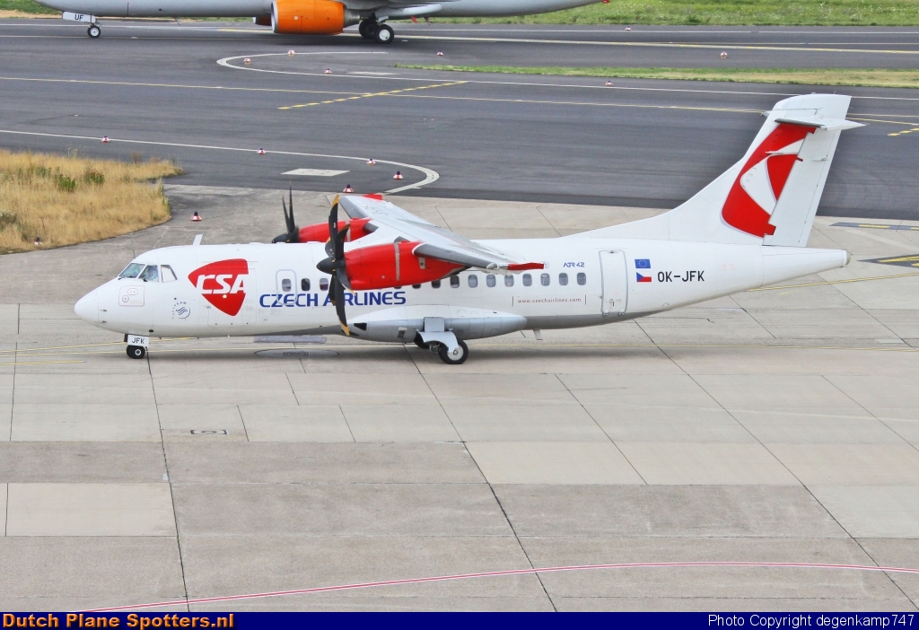 OK-JFK ATR 42 CSA Czech Airlines by Herman Degenkamp