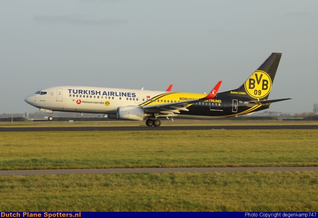TC-JHU Boeing 737-800 Turkish Airlines by Herman Degenkamp