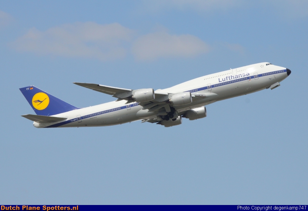 D-ABYT Boeing 747-8 Lufthansa by Herman Degenkamp