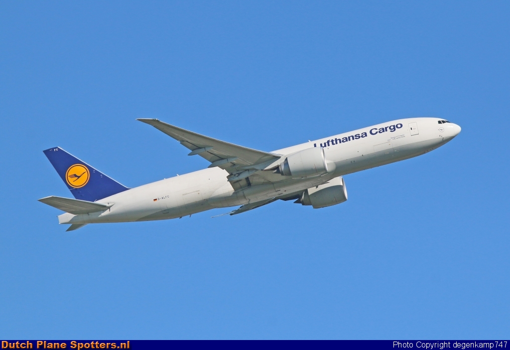 D-ALFC Boeing 777-F Lufthansa Cargo by Herman Degenkamp