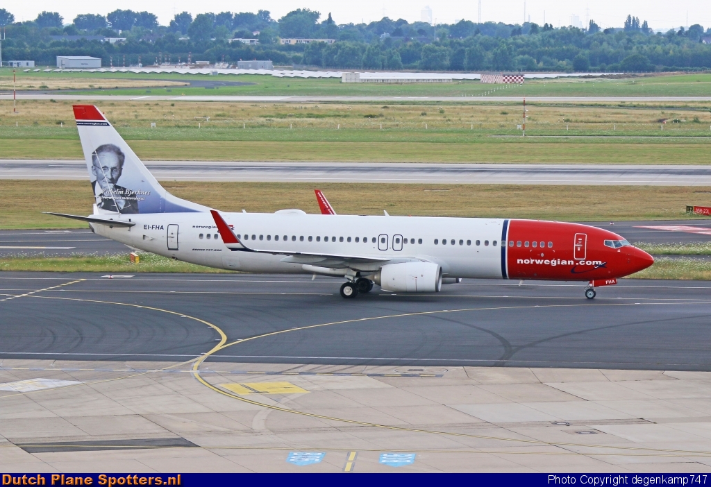 EI-FHA Boeing 737-800 Norwegian Air Shuttle by Herman Degenkamp