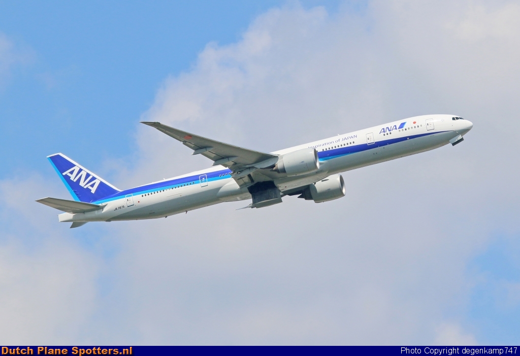 JA787A Boeing 777-300 All Nippon Airlines by Herman Degenkamp