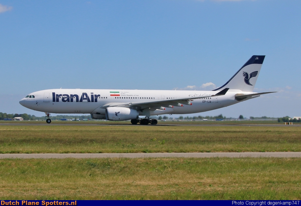 EP-IJA Airbus A330-200 Iran Air by Herman Degenkamp