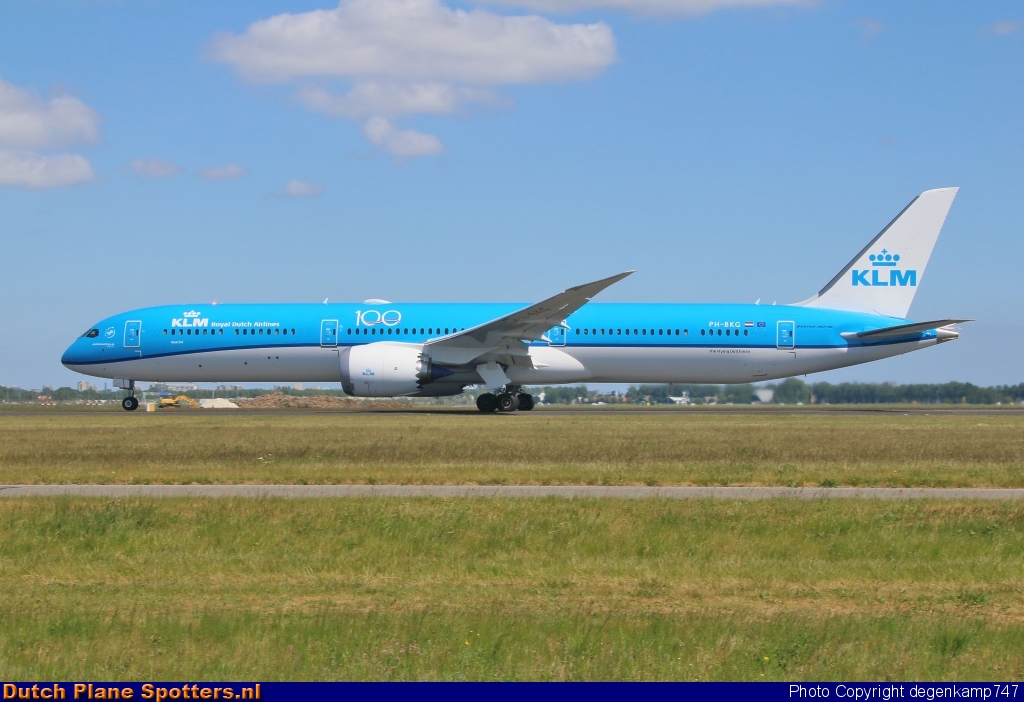 PH-BKG Boeing 787-10 Dreamliner KLM Royal Dutch Airlines by Herman Degenkamp