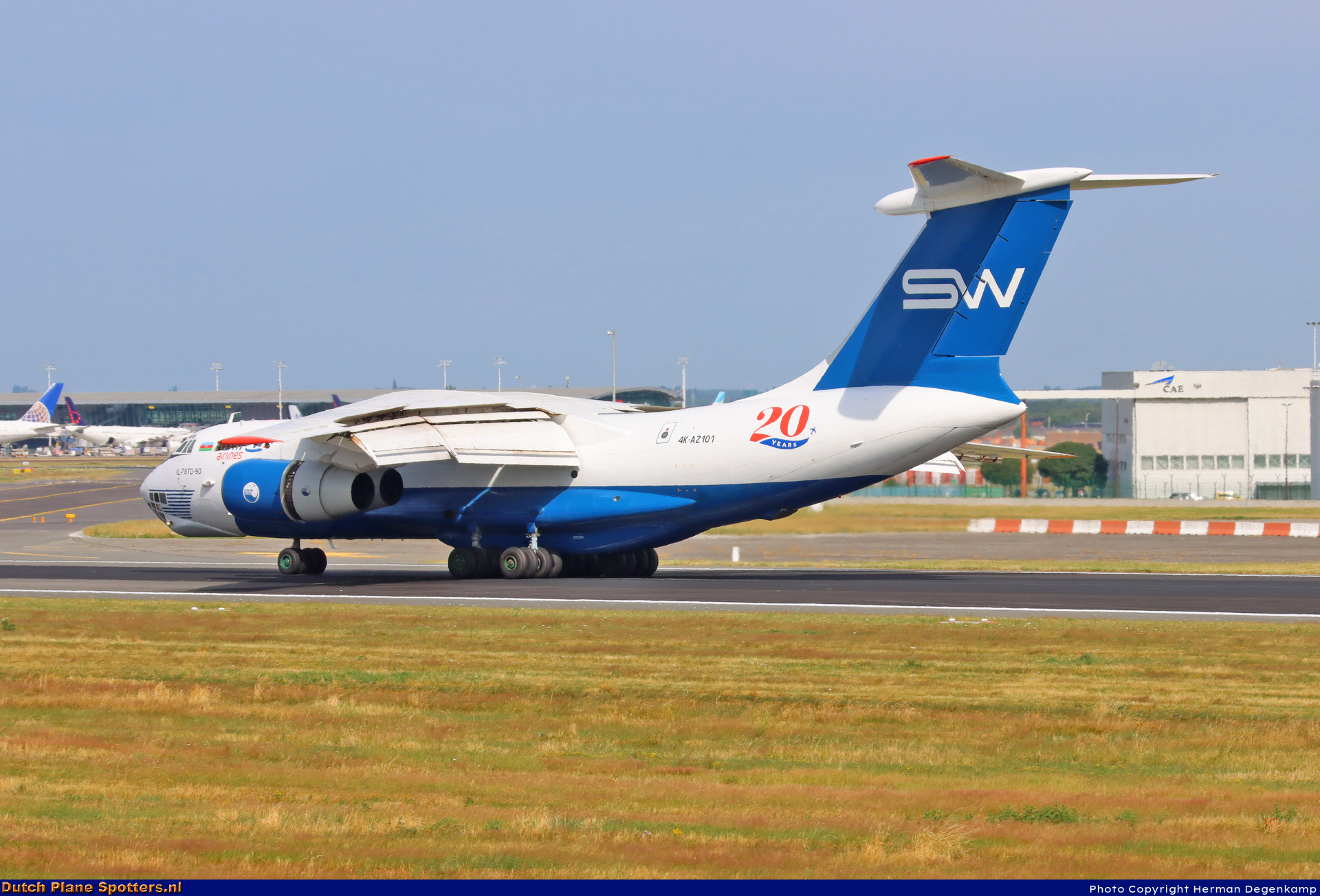 4K-AZ101 Ilyushin Il-76 Silk Way Airlines by Herman Degenkamp