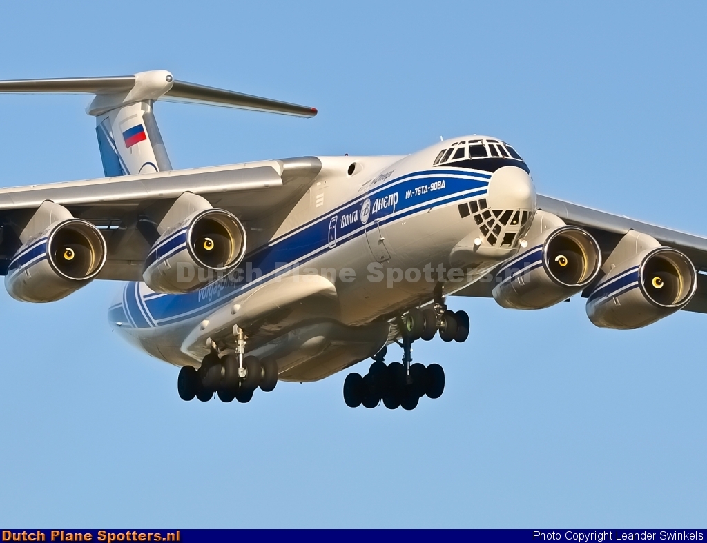 RA-76503 Ilyushin Il-76 Volga-Dnepr Airlines by Leander Swinkels
