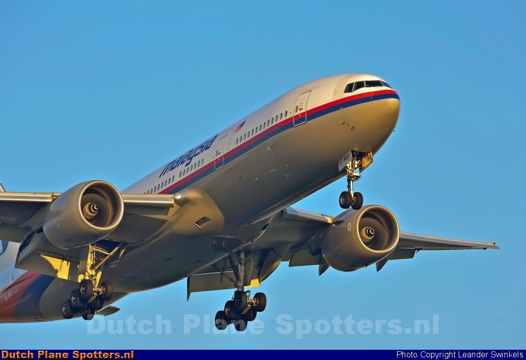 9M-MRD Boeing 777-200 Malaysia Airlines by Leander Swinkels