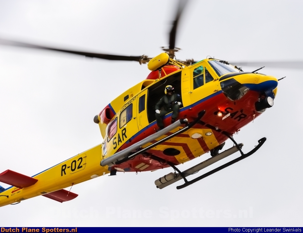 R-02 Agusta Bell 412 MIL - Dutch Royal Air Force by Leander Swinkels