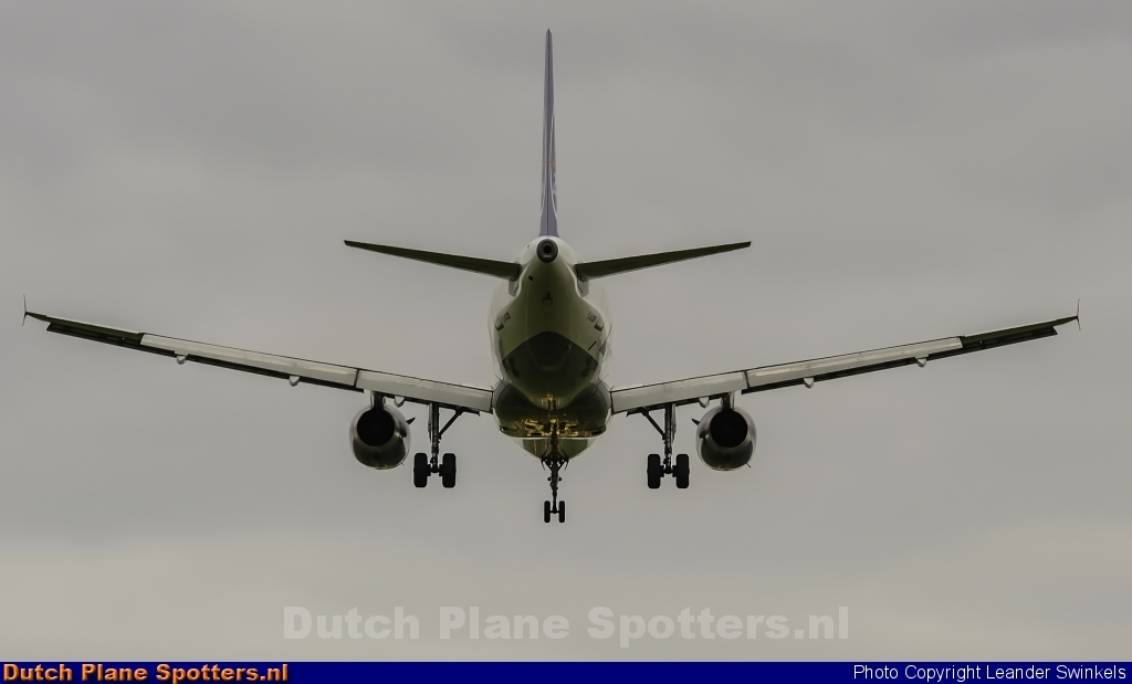TC-OBN Airbus A320 Onur Air by Leander Swinkels