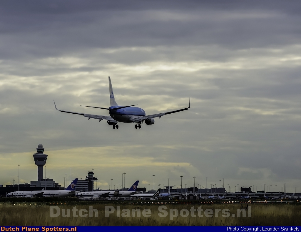 PH-BXL Boeing 737-800 KLM Royal Dutch Airlines by Leander Swinkels