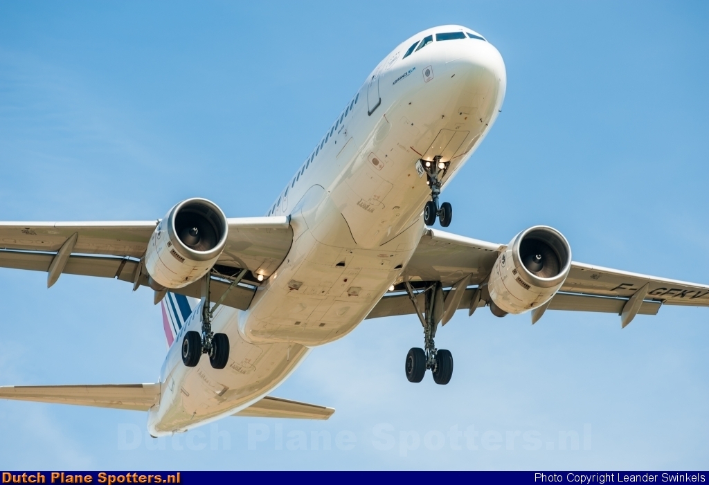F-GFKV Airbus A320 Air France by Leander Swinkels