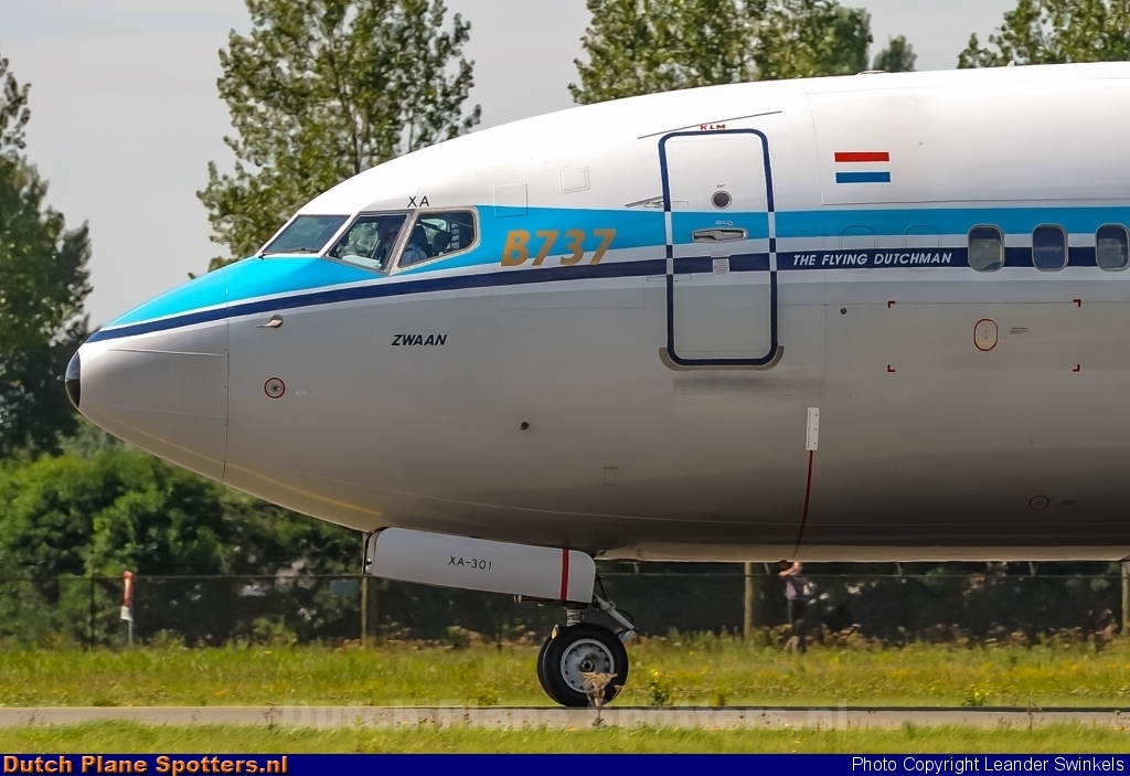 PH-BXA Boeing 737-800 KLM Royal Dutch Airlines by Leander Swinkels
