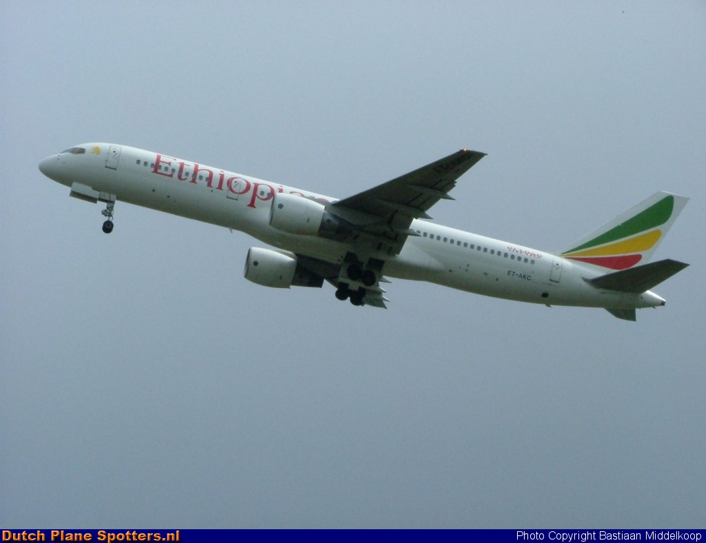 ET-AKC Boeing 757-200 Ethiopian Airlines by Bastiaan Middelkoop