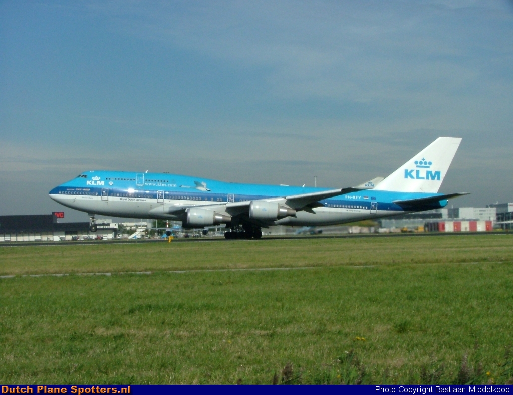 PH-BFY Boeing 747-400 KLM Royal Dutch Airlines by Bastiaan Middelkoop