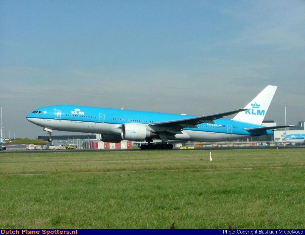 PH-BQA Boeing 777-200 KLM Royal Dutch Airlines by Bastiaan Middelkoop