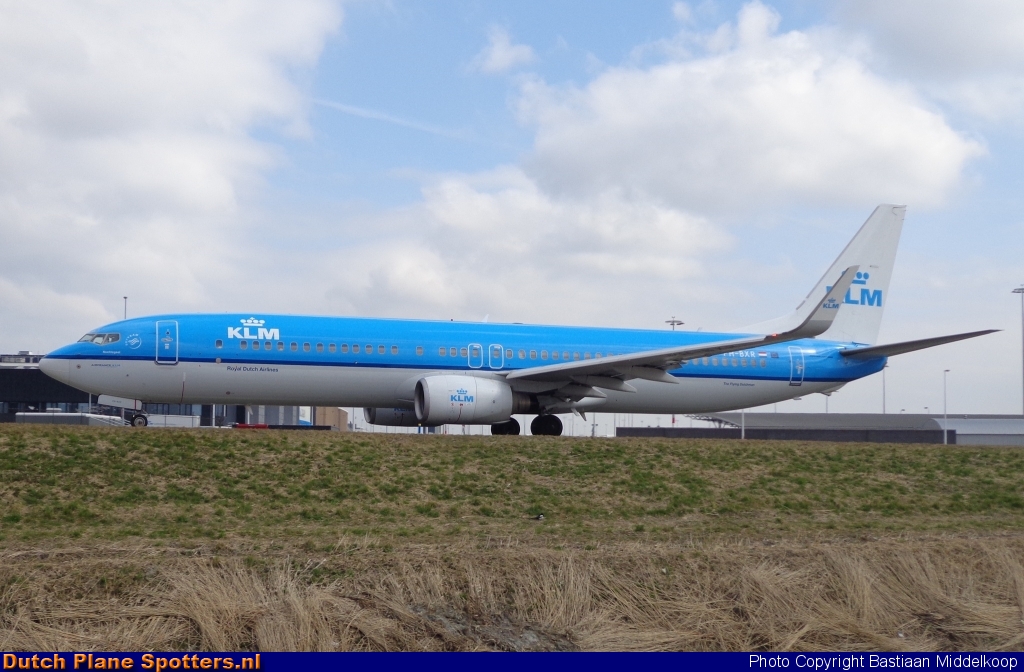 PH-BXR Boeing 737-900 KLM Royal Dutch Airlines by Bastiaan Middelkoop