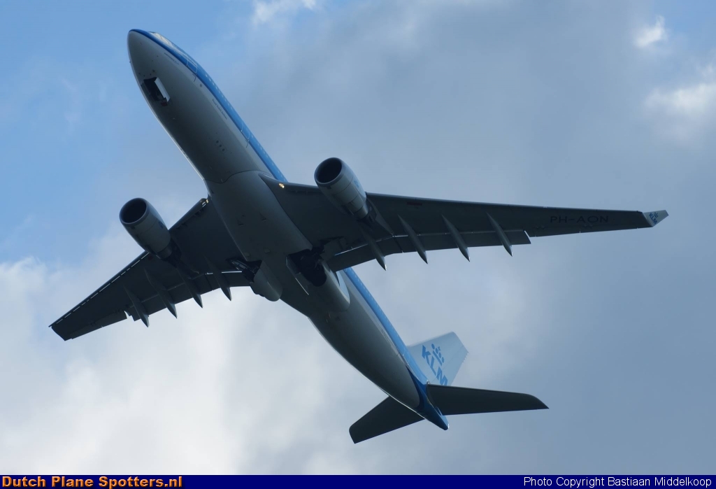 PH-AON Airbus A330-200 KLM Royal Dutch Airlines by Bastiaan Middelkoop