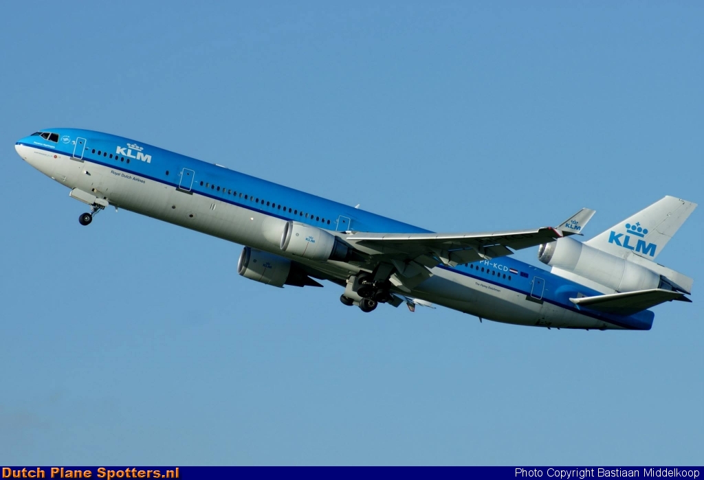 PH-KCD McDonnell Douglas MD-11 KLM Royal Dutch Airlines by Bastiaan Middelkoop