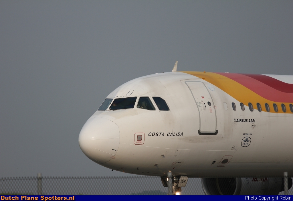 EC-IGK Airbus A321 Iberia by Robin