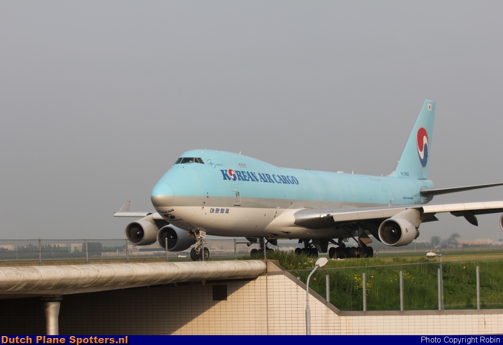 HL7462 Boeing 747-400 Korean Air Cargo by Robin