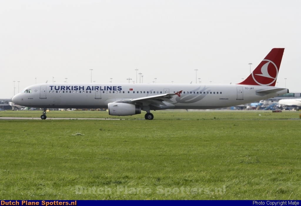 TC-JRT Airbus A321 Turkish Airlines by Matje