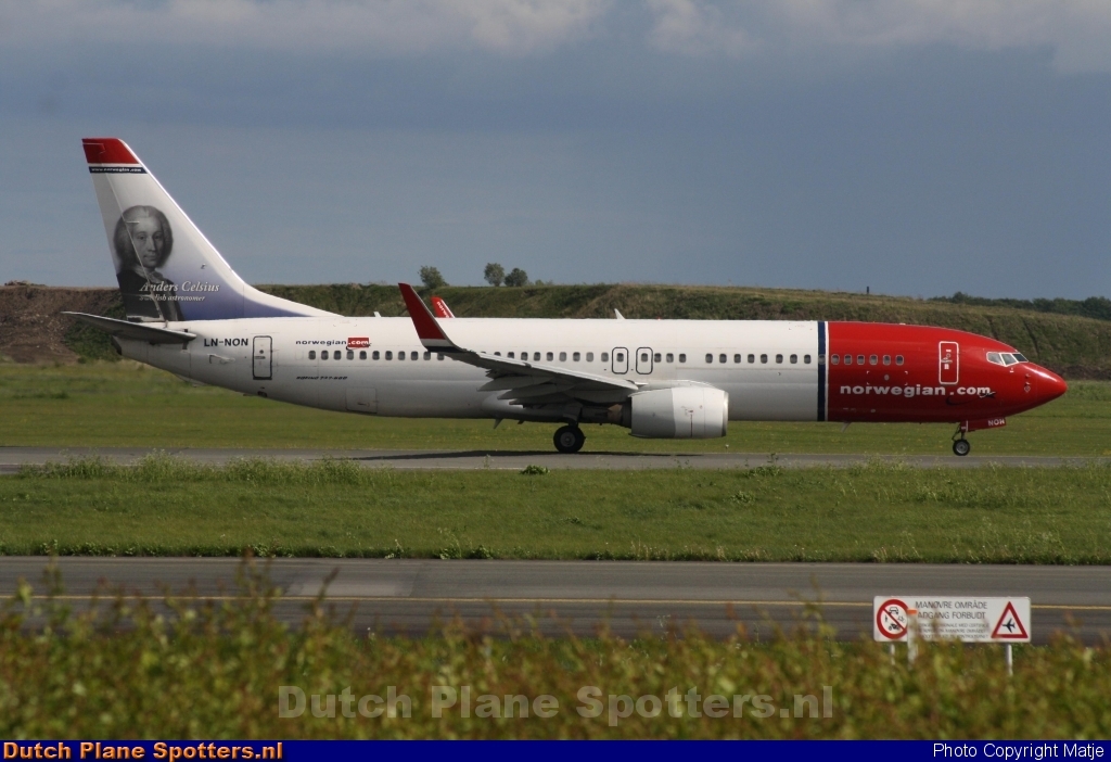 LN-NON Boeing 737-800 Norwegian Air Shuttle by Matje