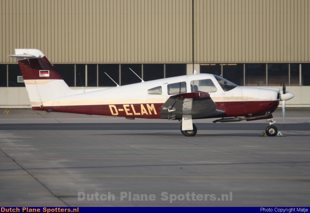 D-ELAM Piper PA-28 Arrow IV Private by Matje