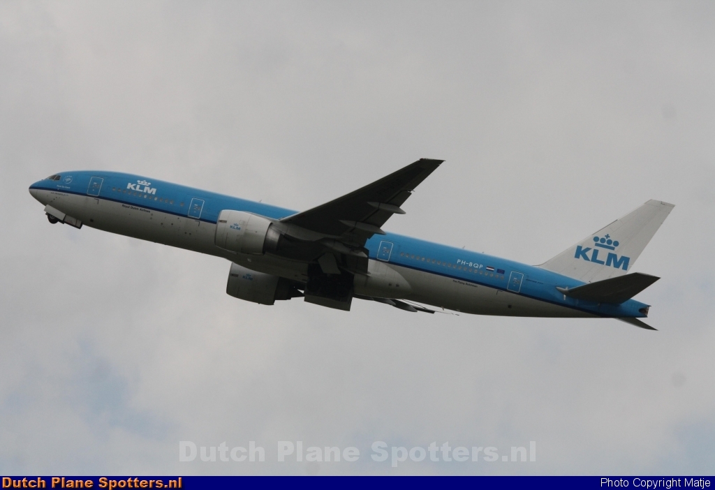 PH-BQP Boeing 777-200 KLM Royal Dutch Airlines by Matje
