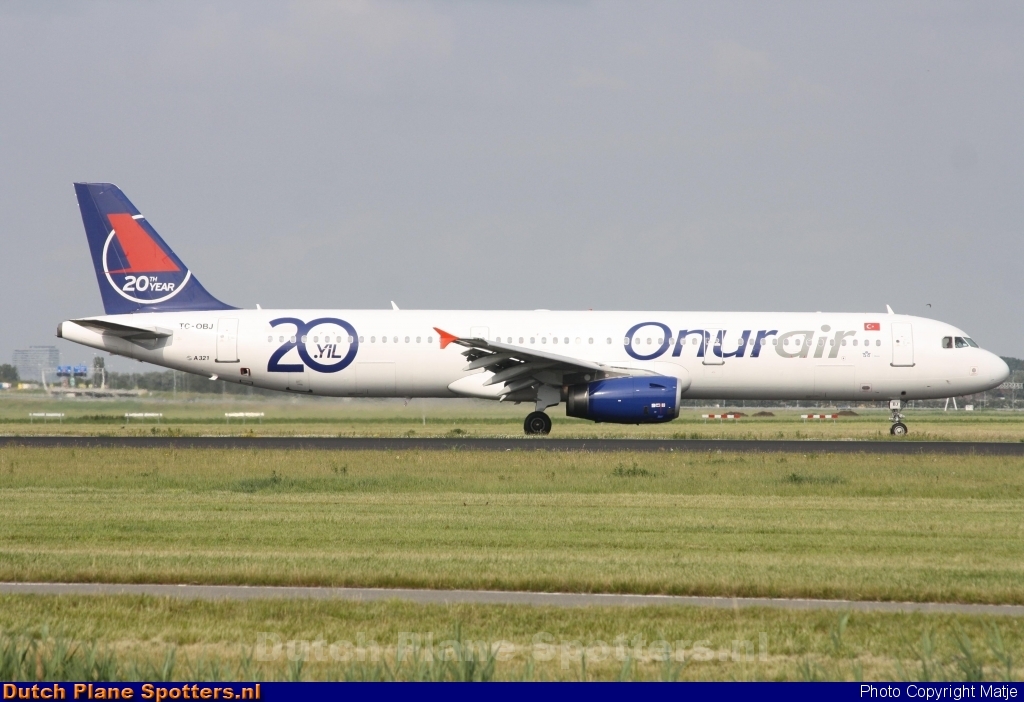 TC-OBJ Airbus A321 Onur Air by Matje