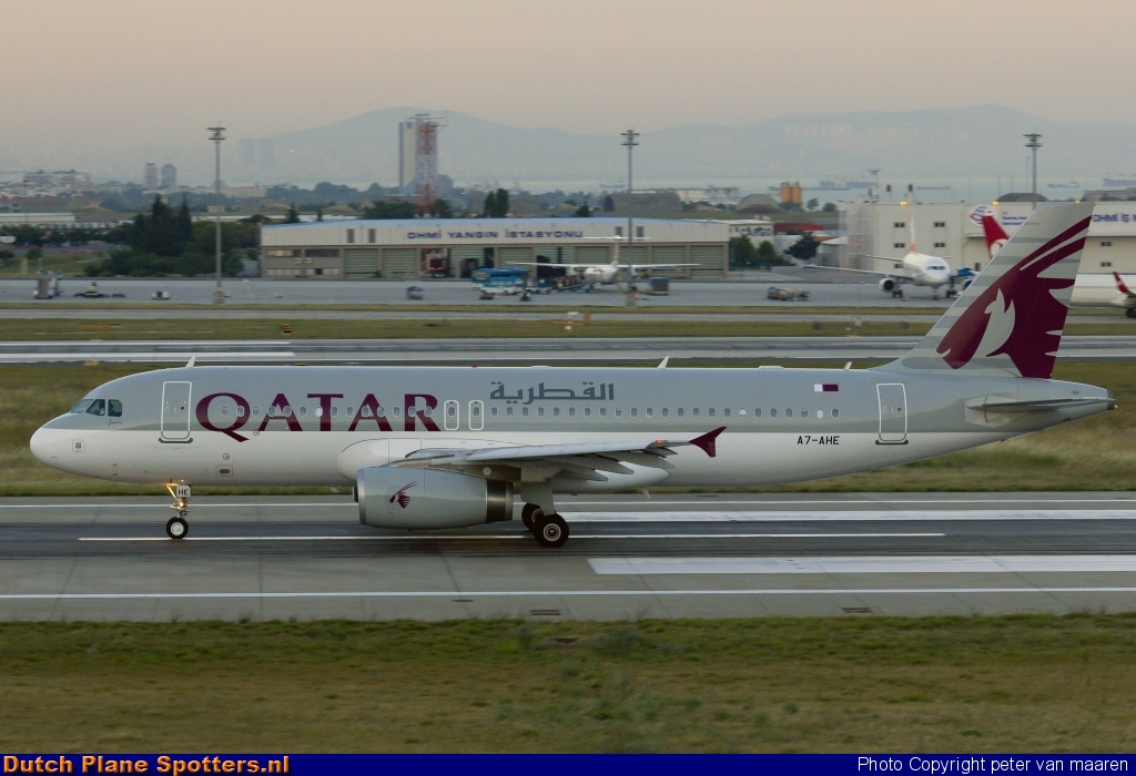 A7-AHE Airbus A320 Qatar Airways by peter van maaren