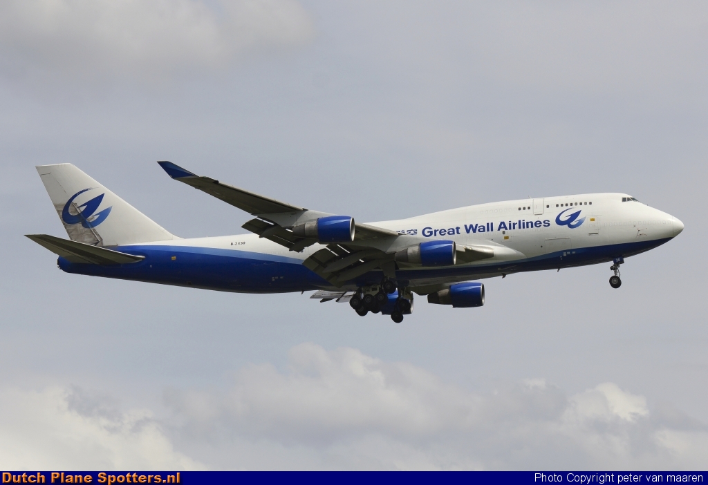 B-2430 Boeing 747-400 Great Wall Airlines by peter van maaren