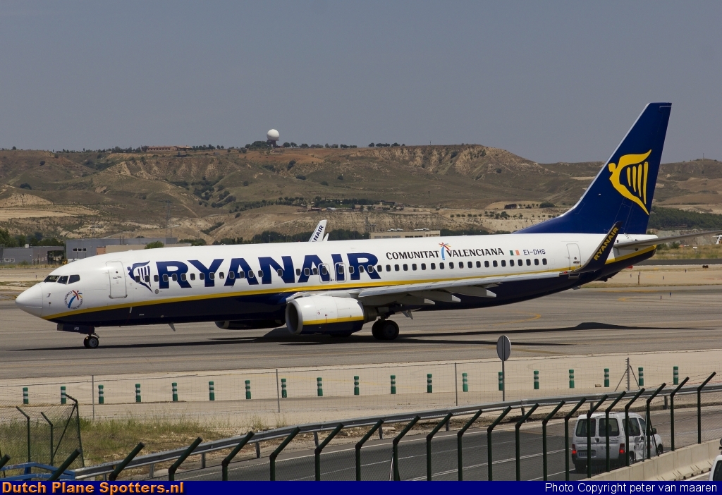 EI-DHS Boeing 737-800 Ryanair by peter van maaren