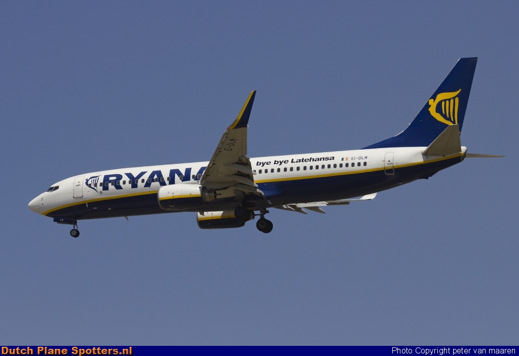EI-DLM Boeing 737-800 Ryanair by peter van maaren
