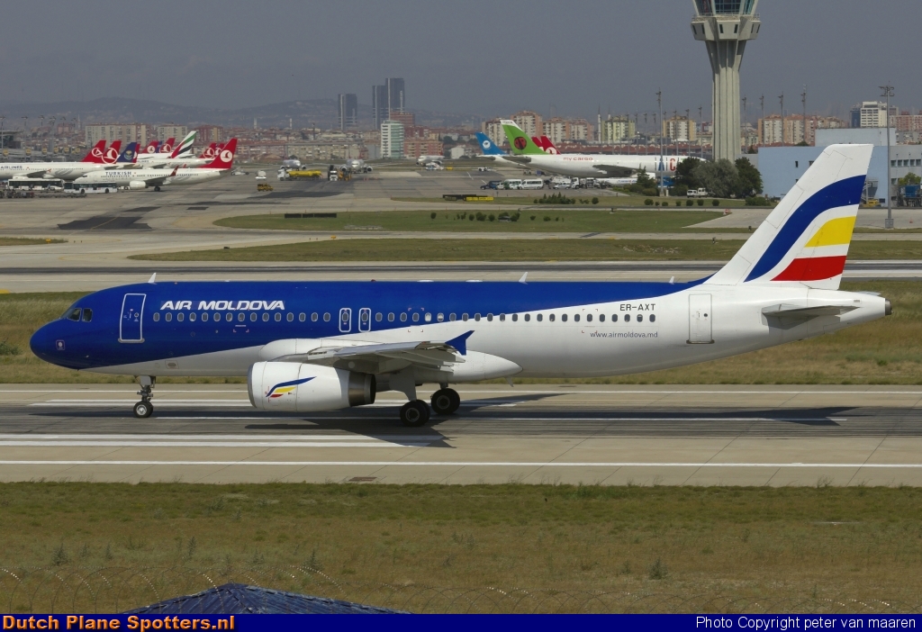 ER-AXT Airbus A320 Air Moldova by peter van maaren
