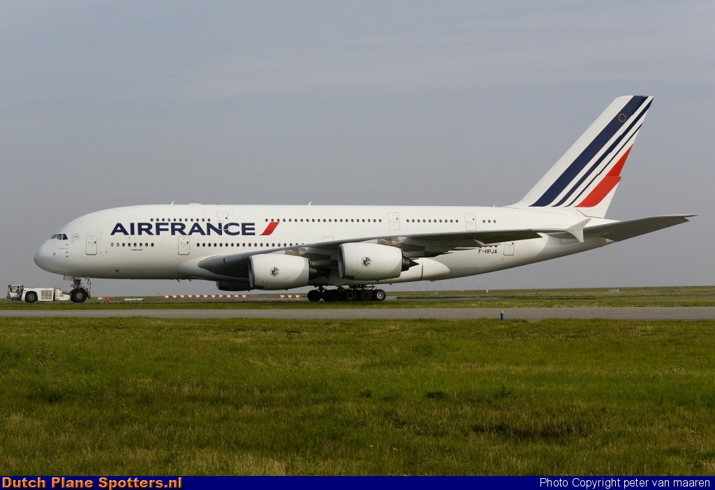 F-HPJA Airbus A380-800 Air France by peter van maaren