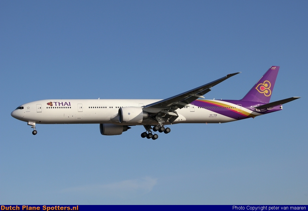 HS-TKN Boeing 777-300 Thai Airways International by peter van maaren