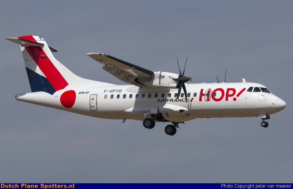 F-GPYO ATR 42 Hop (Air France) by peter van maaren