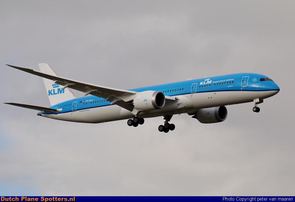 PH-BHC Boeing 787-9 Dreamliner KLM Royal Dutch Airlines by peter van maaren