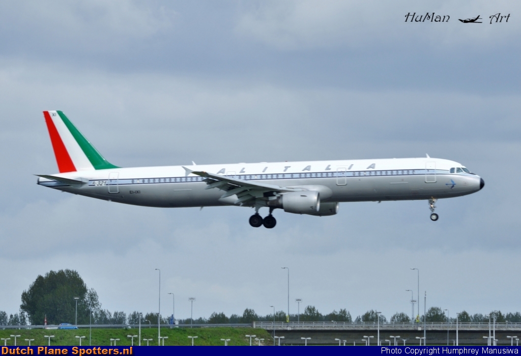 EI-IXI Airbus A321 Alitalia by Humphrey Manusiwa