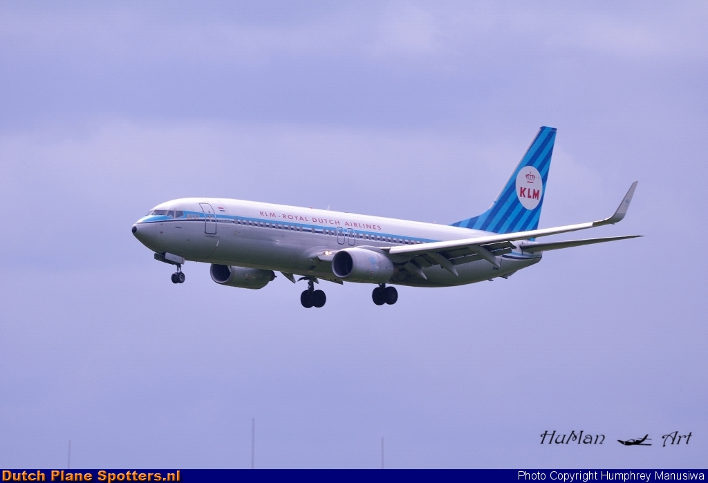 PH-BXA Boeing 737-800 KLM Royal Dutch Airlines by Humphrey Manusiwa
