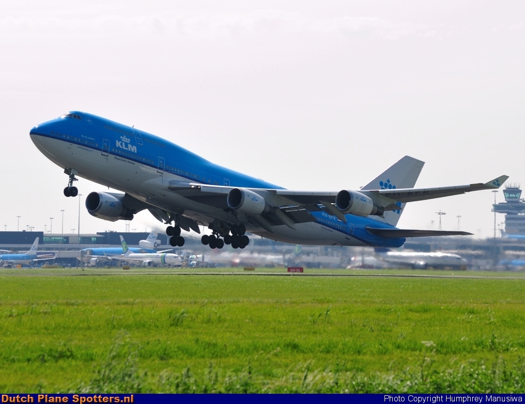 PH-BFR Boeing 747-400 KLM Royal Dutch Airlines by Humphrey Manusiwa