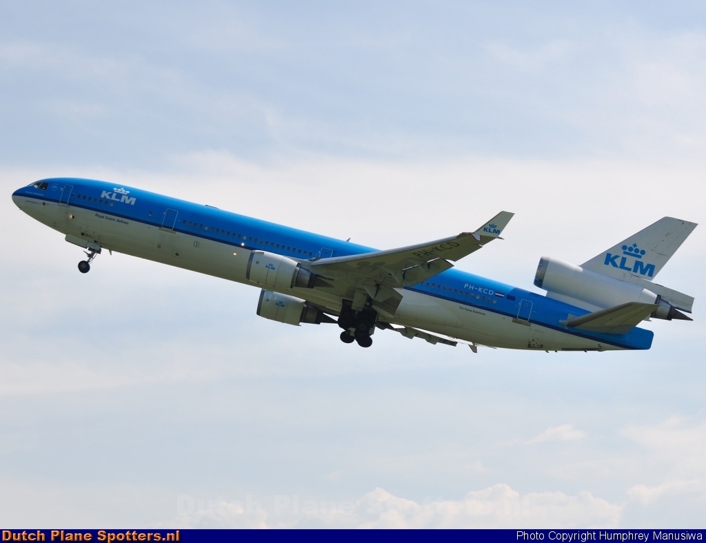 PH-KCD McDonnell Douglas MD-11 KLM Royal Dutch Airlines by Humphrey Manusiwa
