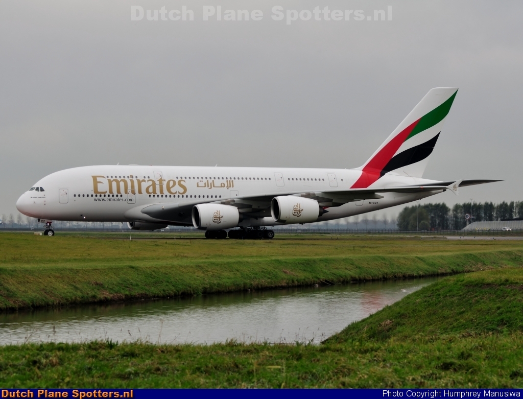 A6-EDV Airbus A380-800 Emirates by Humphrey Manusiwa