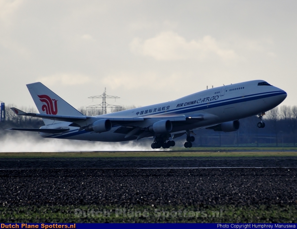 B-2458 Boeing 747-400 Air China Cargo by Humphrey Manusiwa