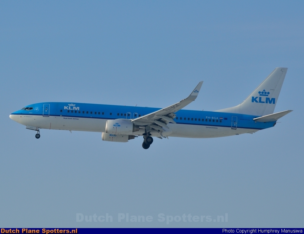 PH-BGA Boeing 737-800 KLM Royal Dutch Airlines by Humphrey Manusiwa