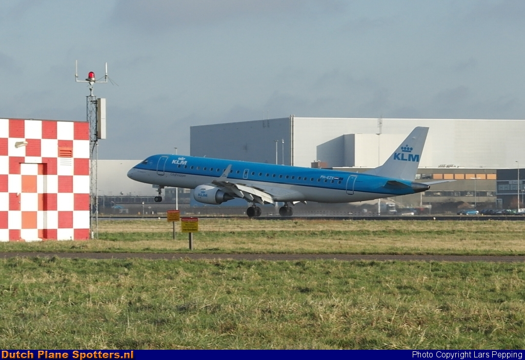PH-EZV Embraer 190 KLM Cityhopper by Lars Pepping