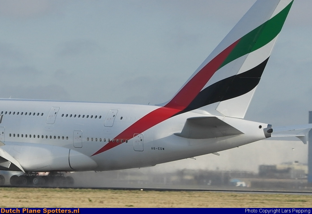 A6-EDW Airbus A380-800 Emirates by Lars Pepping