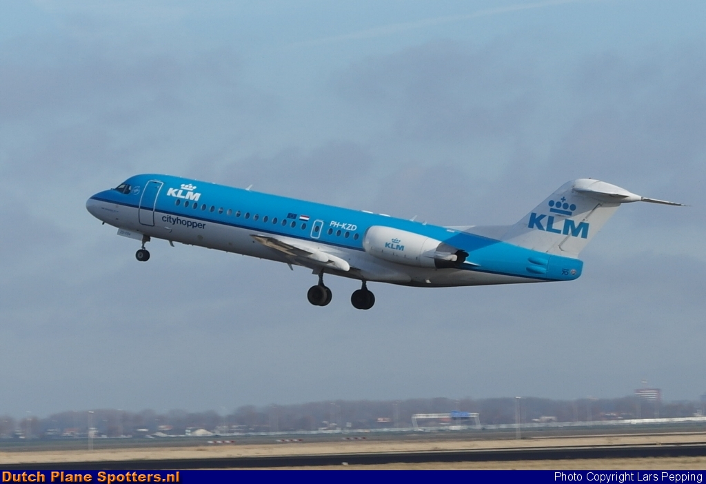 PH-KZD Fokker 70 KLM Cityhopper by Lars Pepping