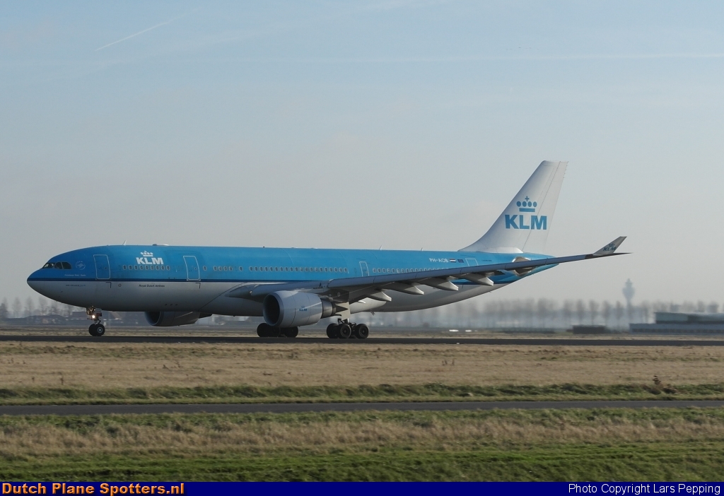 PH-AOB Airbus A330-200 KLM Royal Dutch Airlines by Lars Pepping